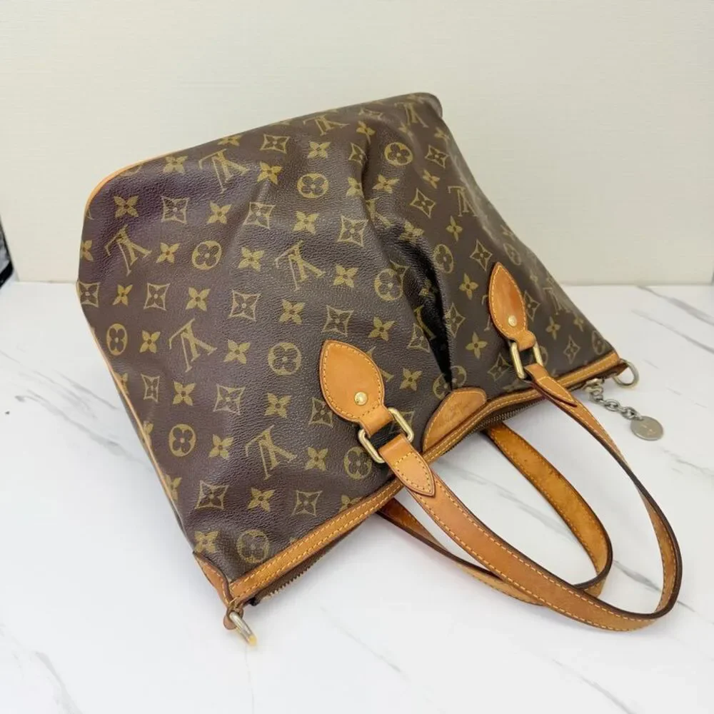 Louis Vuitton Women Pre-Loved Bag Very Good Condition